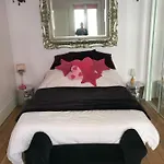 Superbe Appartement Proche De La Butte Montmartre